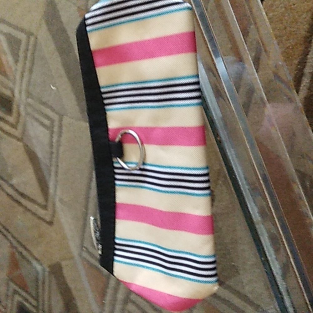 Bundle 3 zip top cosmetic bags nwot - Picture 5 of 5